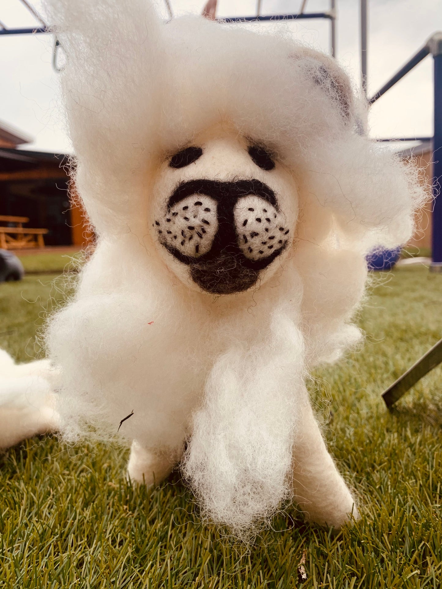 Felt white lion -large