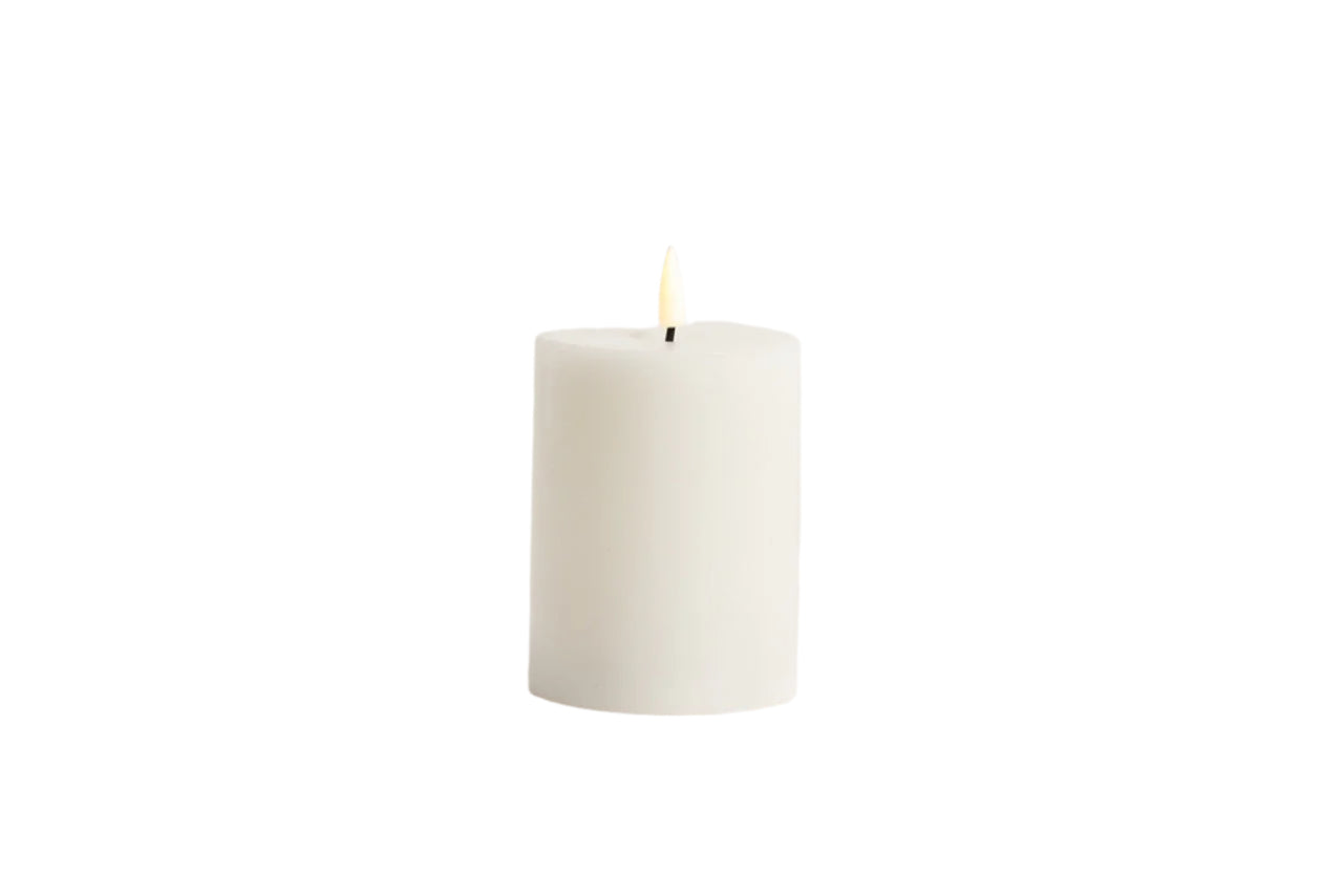White LED Candle 12.5cm x 7.5cm
