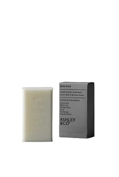 Mini Bar Parakeets & Pearls